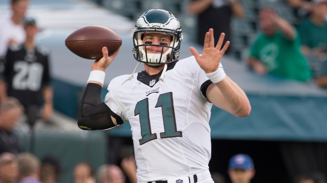 Tampa Bay Buccaneers v Philadelphia Eagles